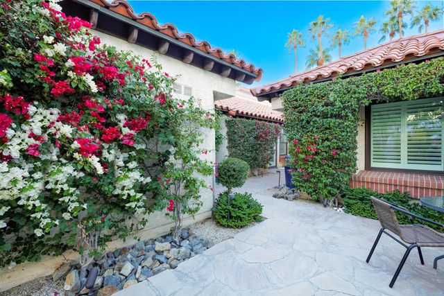 100 Barcelona Lane, Palm Desert, CA 92211