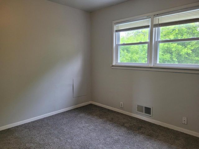 4770 N 46th STREET, Milwaukee, WI 53218