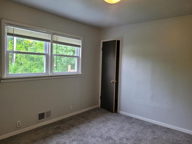 4770 N 46th STREET, Milwaukee, WI 53218