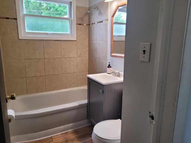 4770 N 46th STREET, Milwaukee, WI 53218
