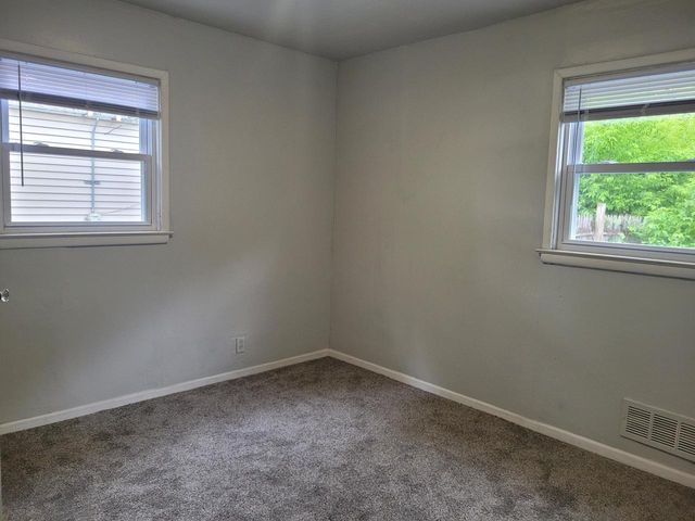 4770 N 46th STREET, Milwaukee, WI 53218