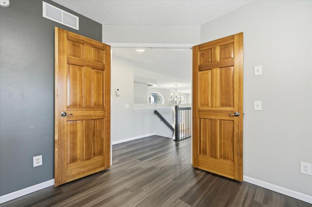 7424 Taylor Drive, Savage, MN 55378