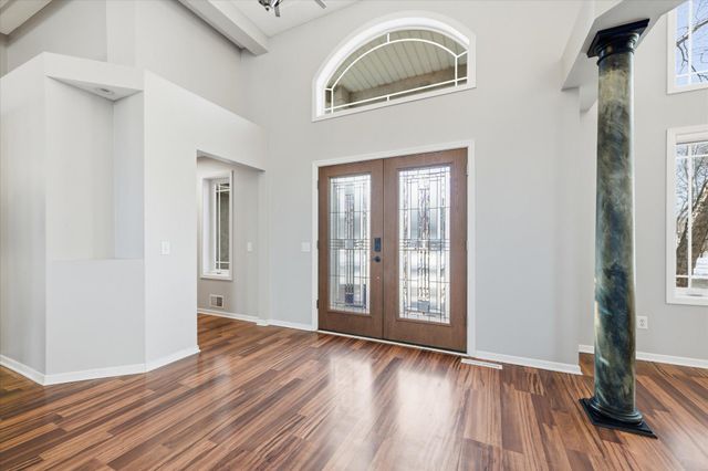 7424 Taylor Drive, Savage, MN 55378