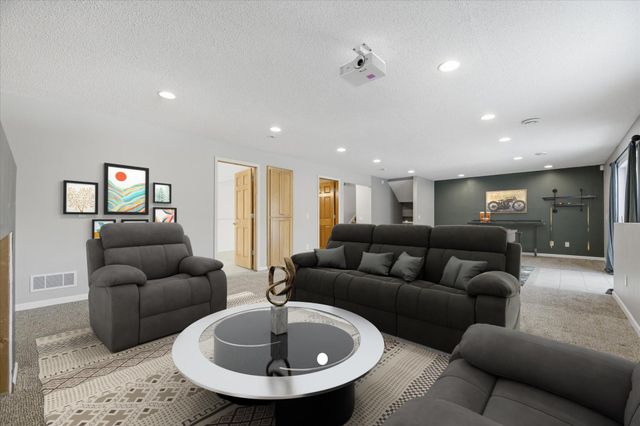 7424 Taylor Drive, Savage, MN 55378