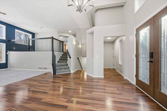 7424 Taylor Drive, Savage, MN 55378