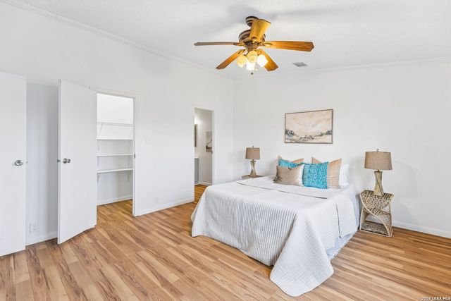 415 County Road 3822, San Antonio, TX 78253