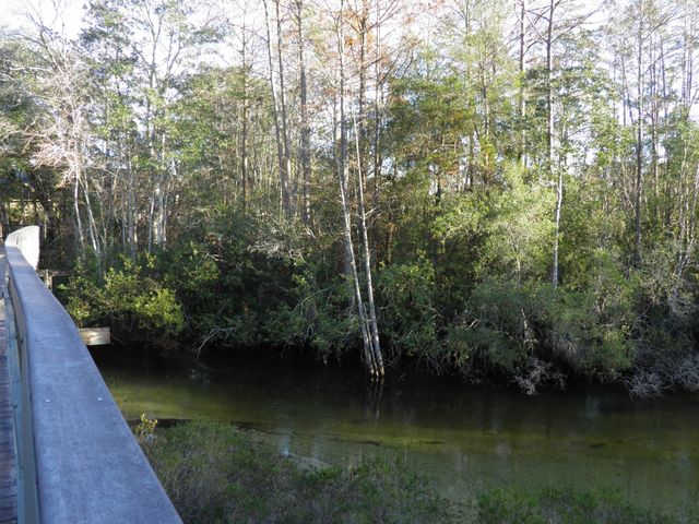 127 Big Oaks Lane, Niceville, FL 32578