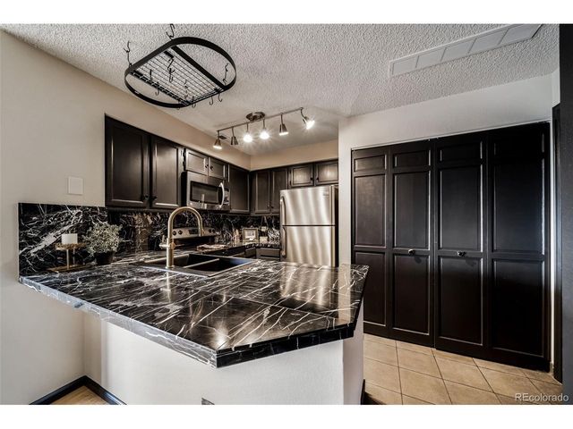 846 S Vance St C, Lakewood, CO 80226