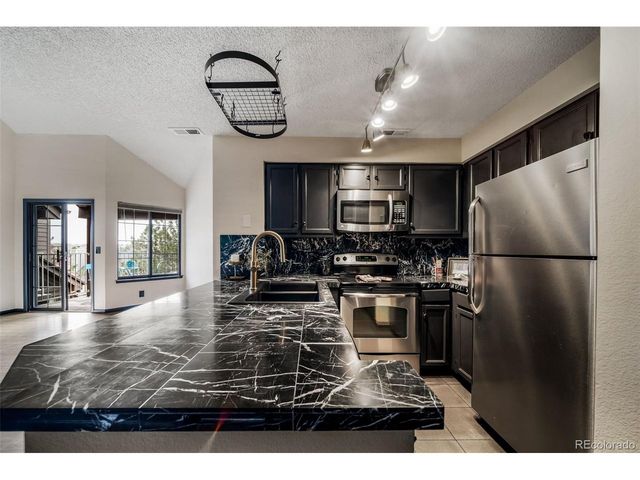 846 S Vance St C, Lakewood, CO 80226