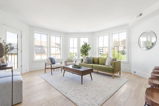 230 Washington St 4, Boston, MA 02135