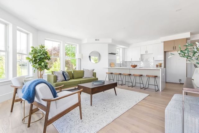 230 Washington St 4, Boston, MA 02135