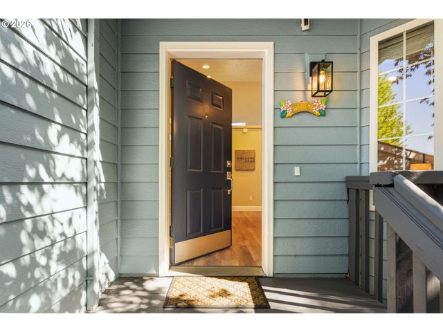 283 Ne LENOX St, Hillsboro, OR 97124