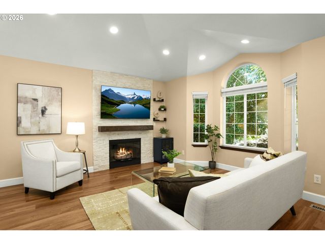 283 Ne LENOX St, Hillsboro, OR 97124