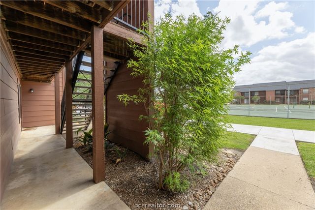 904 University Oaks Boulevard 95, College Station, TX 77840