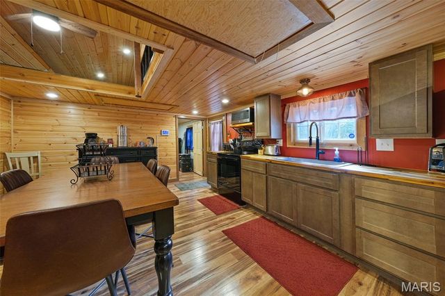 10108 WL Hickory Hollow, Sullivan, MO 63080