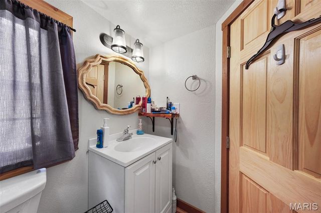 10108 WL Hickory Hollow, Sullivan, MO 63080