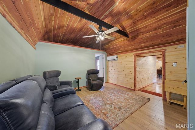 10108 WL Hickory Hollow, Sullivan, MO 63080