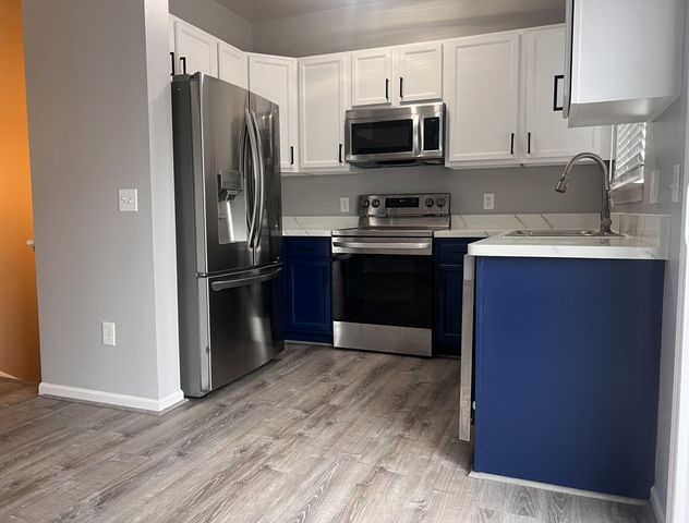 44725 Ellery Lane 78, Novi, MI 48377