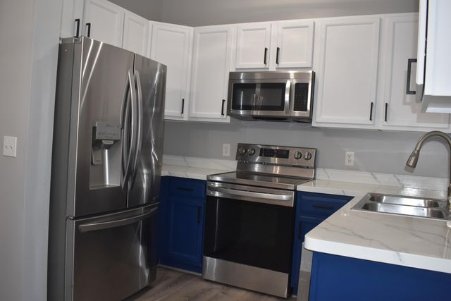 44725 Ellery Lane 78, Novi, MI 48377