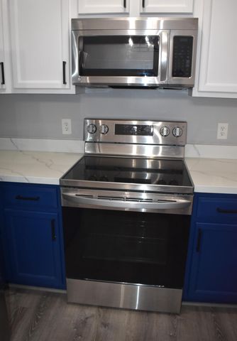 44725 Ellery Lane 78, Novi, MI 48377