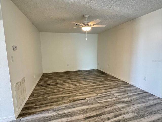 215 FERNWOOD ST, Leesburg, FL 34748