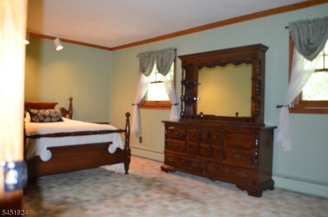 1 Glenbrook Ct, Hanover Twp., NJ 07981