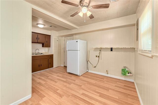 4921 CREST Drive, Kansas City, KS 66106