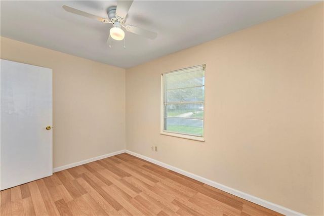 4921 CREST Drive, Kansas City, KS 66106