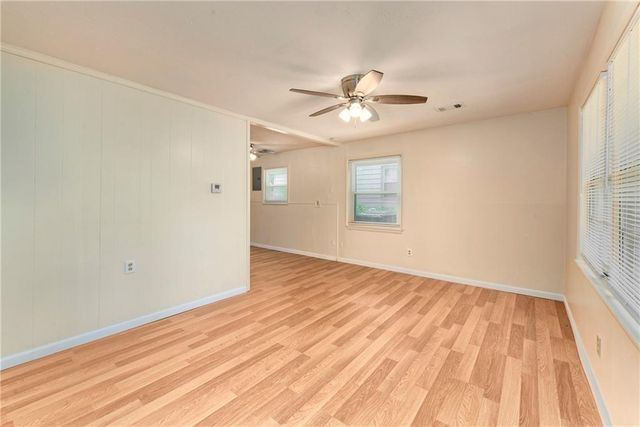 4921 CREST Drive, Kansas City, KS 66106