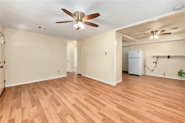 4921 CREST Drive, Kansas City, KS 66106