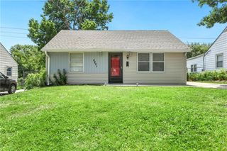 4921 CREST Drive, Kansas City, KS 66106