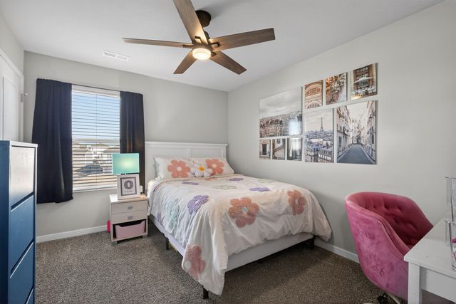 1057 Maywood Lane, Waukee, IA 50263