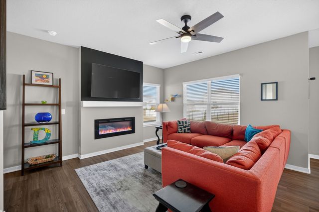 1057 Maywood Lane, Waukee, IA 50263