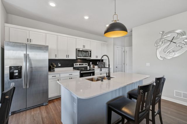 1057 Maywood Lane, Waukee, IA 50263