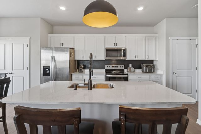 1057 Maywood Lane, Waukee, IA 50263