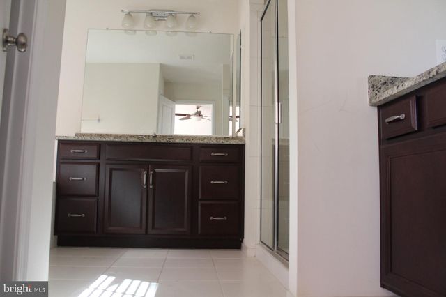 24846 DURHAM FIELD TER, Chantilly, VA 20152