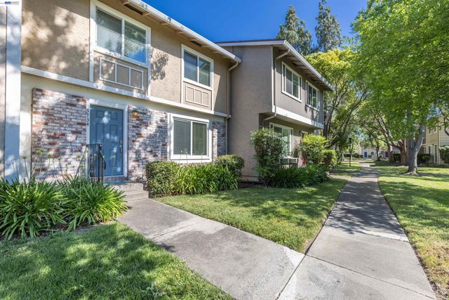 3734 Carrigan Cmn, Livermore, CA 94550
