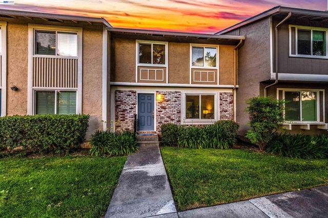3734 Carrigan Cmn, Livermore, CA 94550