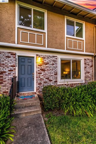 3734 Carrigan Cmn, Livermore, CA 94550