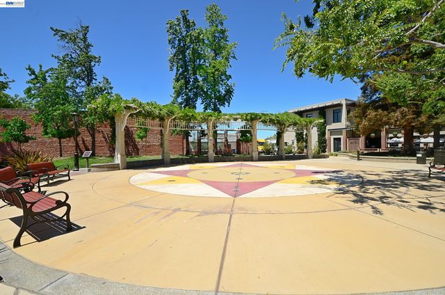3734 Carrigan Cmn, Livermore, CA 94550
