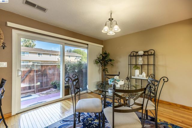 3734 Carrigan Cmn, Livermore, CA 94550
