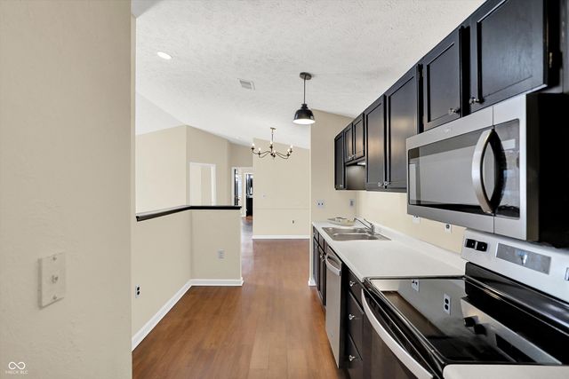 8120 Glenwillow Lane 205, Indianapolis, IN 46278