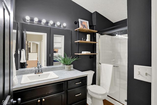 8120 Glenwillow Lane 205, Indianapolis, IN 46278