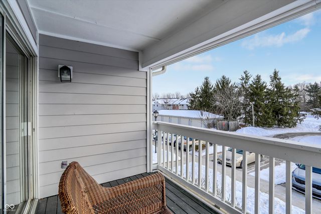 8120 Glenwillow Lane 205, Indianapolis, IN 46278