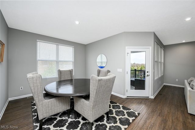 1662 Cobham Lane, Wadsworth, OH 44281