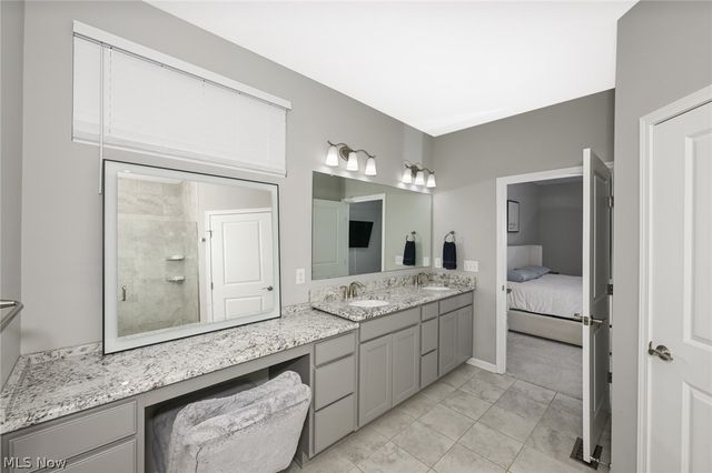 1662 Cobham Lane, Wadsworth, OH 44281