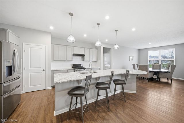 1662 Cobham Lane, Wadsworth, OH 44281