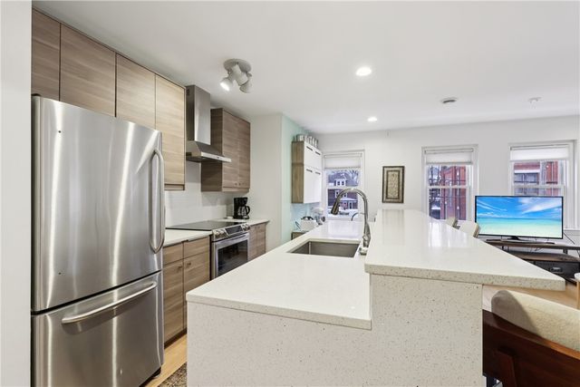 600 S Negley Ave 16, Shadyside, PA 15232