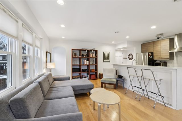 600 S Negley Ave 16, Shadyside, PA 15232