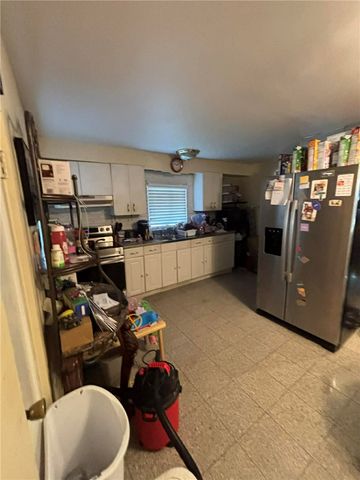 65 Hillcrest Avenue, Pawtucket, RI 02860